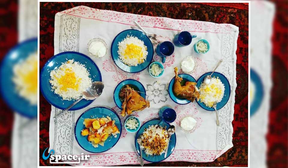 غذای محلی اقامتگاه بوم گردی دورنالار - شهرستان خدابنده - کرسف